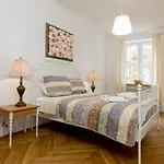 Royal Route For 10 People By Bookinghost * Varsó