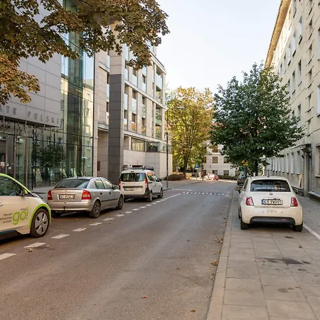 Royal Route For 10 People By Bookinghost * Warszawa