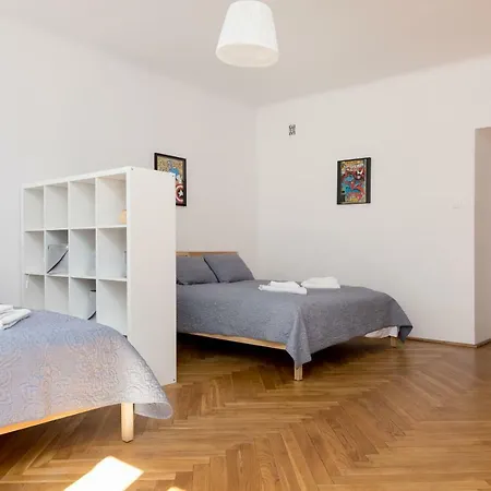Apartment Royal Route For 10 People