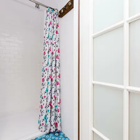 Royal Route For 10 People By Bookinghost *