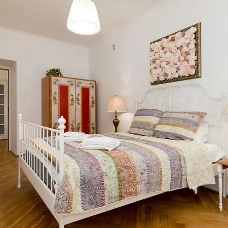Appartement Royal Route For 10 People