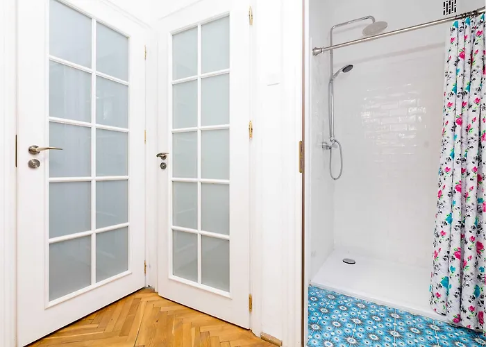 Royal Route For 10 People By Bookinghost * Warszawa