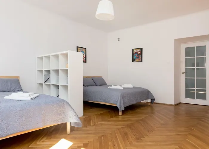Apartament Royal Route For 10 People By Bookinghost