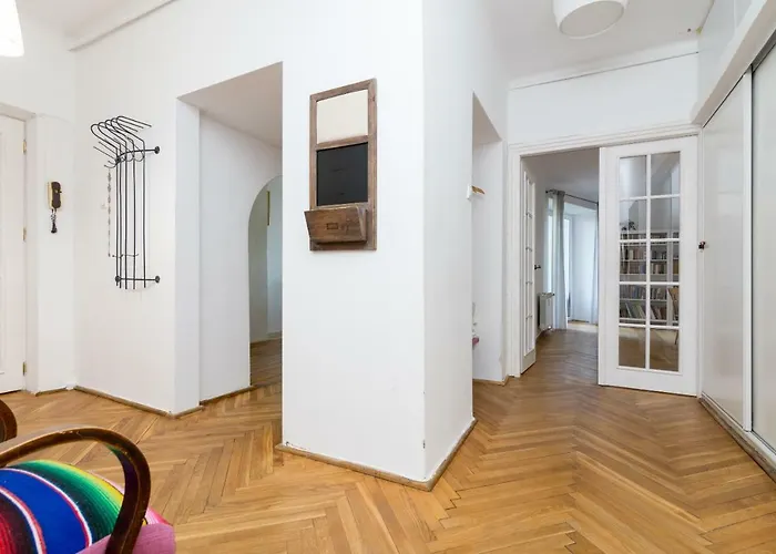 Apartament Royal Route For 10 People By Bookinghost