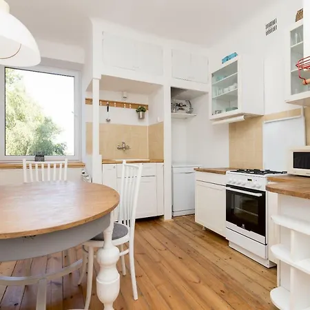 Royal Route For 10 People Apartmán